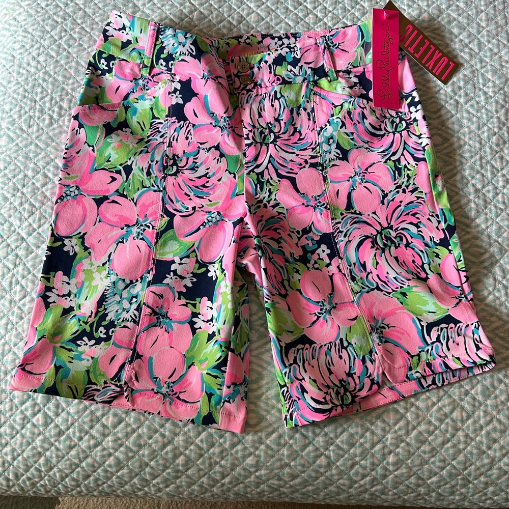 Lilly Pulitzer Luxeletic  Bettina shorts. NWT